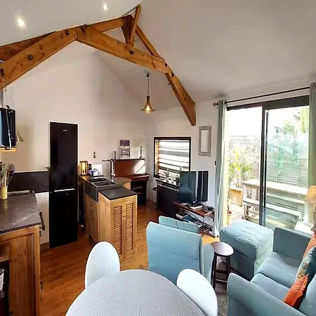 Charmante Maison-chalet, Velos Et Jacuzzi Feriehus