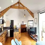 Feriehus Charmante Maison-chalet, Velos Et Jacuzzi Arcachon